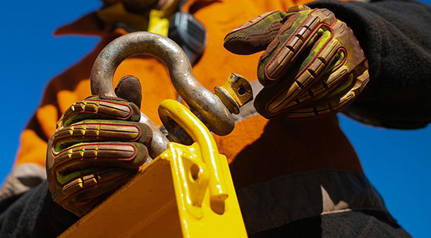 作業用の手袋は何を着用していますか？